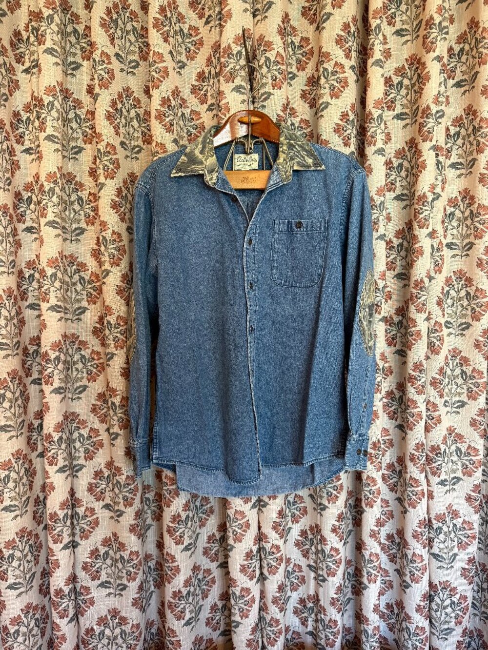 Men's Cabela's Denim + Camo Shirt Medium